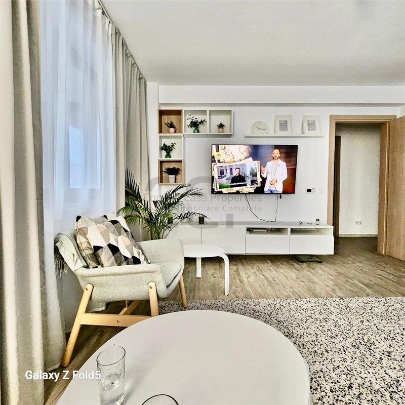 Nerva Traian, stradal, bloc 2020.